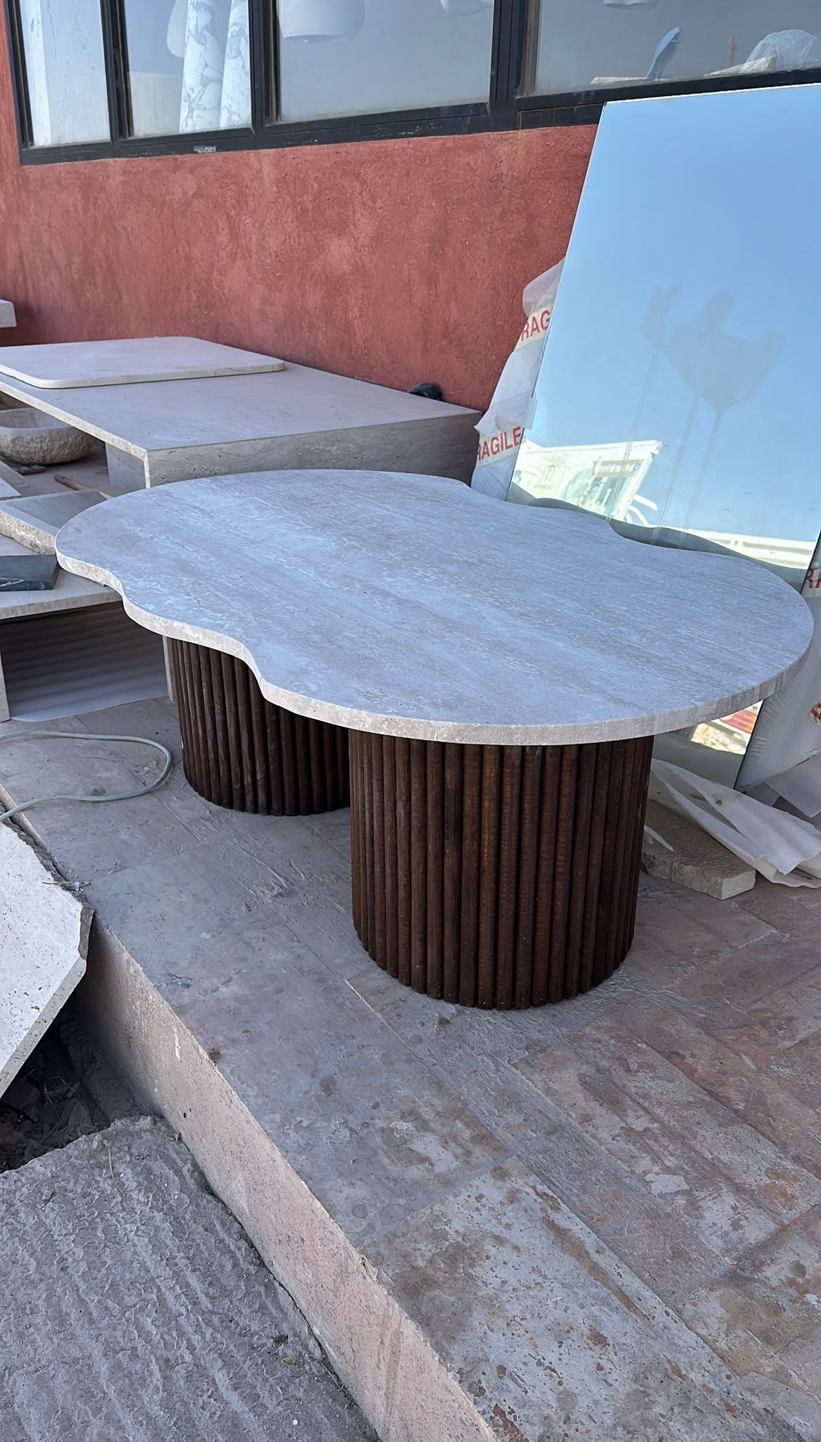 Table basse · piètement bois