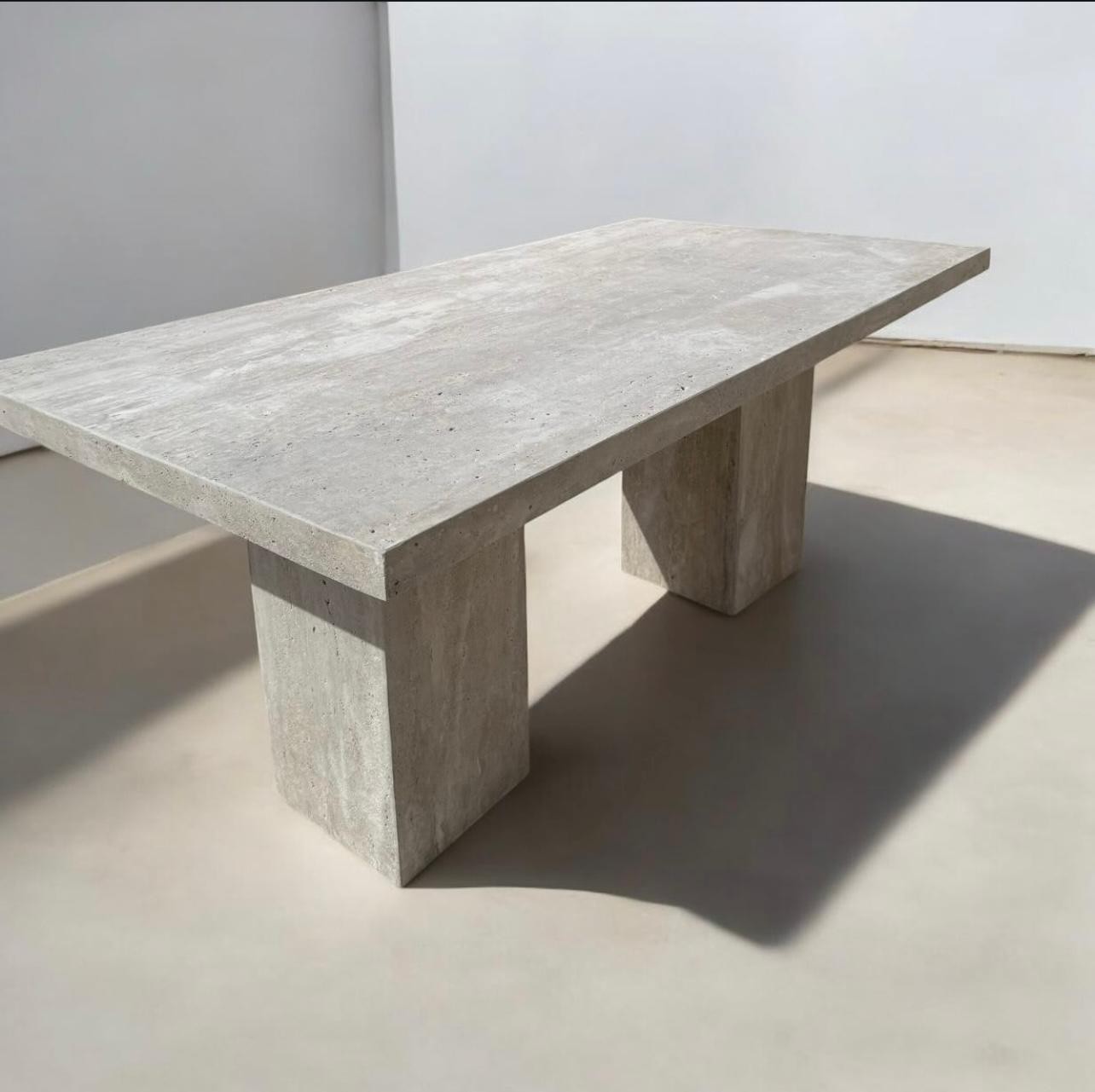 Table à manger · pied carré